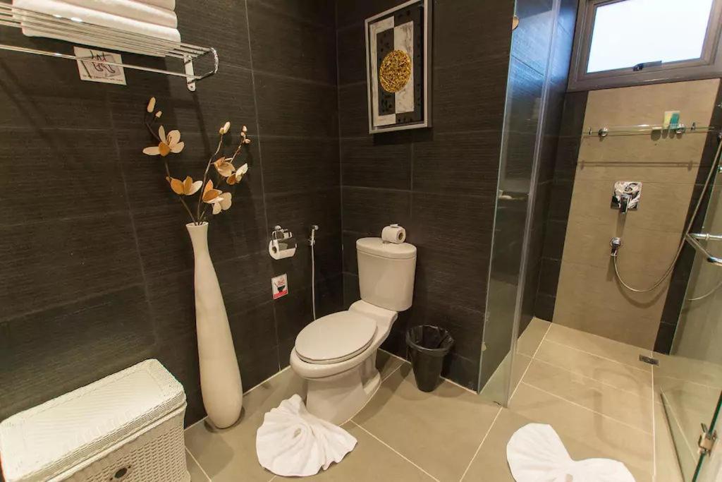 Magnificent 2Br Villa Isawan With Salt Pool Ban Saiyuan Bagian luar foto